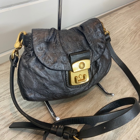 Marc by Marc Jacobs Dreamy Letter Linda Embossed Leather Bag Graphite Metal Bag - Picture 2 of 13